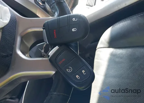 2016 Ram 1500 Laramie из США, поврежденный, VIN 1C6RR7NM4GS289570